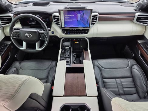 Used 2024 Toyota Sequoia Capstone AWD/4WD image 26