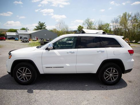 Used 2017 Jeep Grand Cherokee Limited AWD/4WD image 8