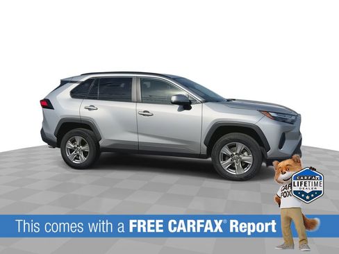 Used 2024 Toyota RAV4 XLE image 2