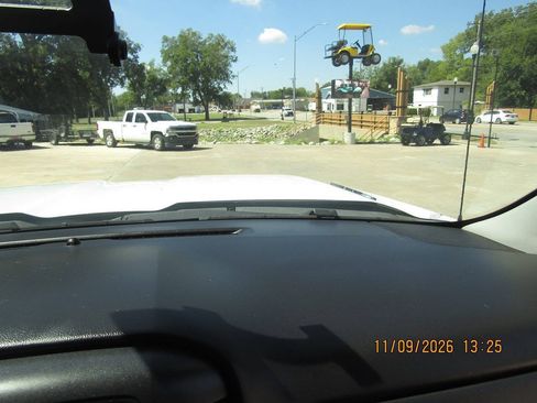 Used 2015 Chevrolet Silverado 3500 W/T RWD image 26
