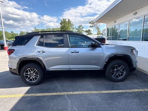 Used 2026 GMC Terrain AT4 w/ Convenience Package III AWD/4WD image 4
