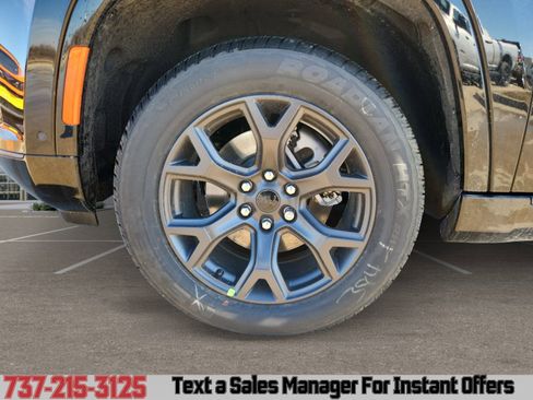 New 2026 Jeep Grand Wagoneer Limited w/ Premium Group II AWD/4WD image 14