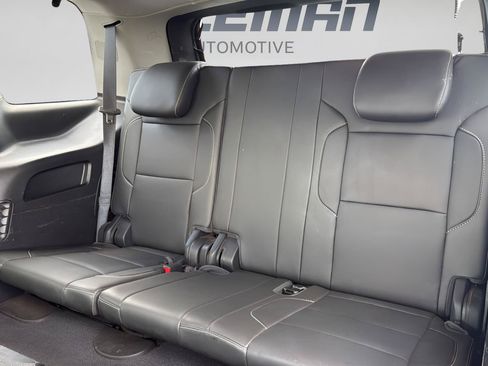 Used 2019 GMC Yukon SLT AWD/4WD image 3