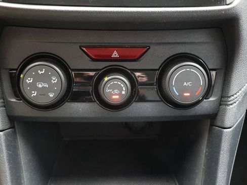 Used 2019 Subaru Crosstrek 2.0i Premium w/ Eyesight System image 22