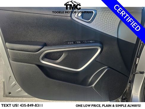 Used 2023 Kia Soul LX w/ LX Technology Package image 10