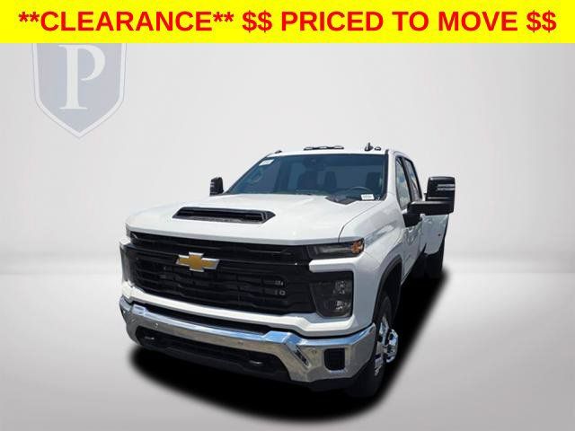 New 2026 Chevrolet Silverado 3500 W/T AWD/4WD image 11