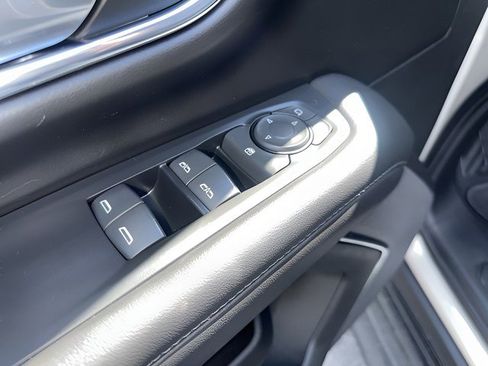 Certified 2023 GMC Yukon SLE image 10