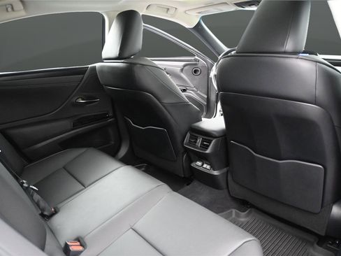 Used 2023 Lexus ES 350 w/ Premium Package FWD image 17