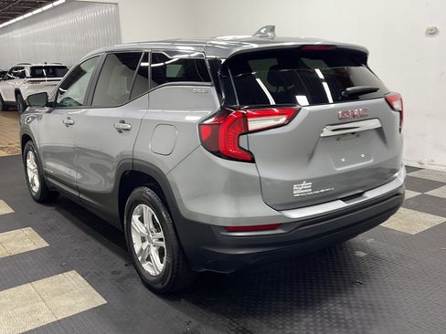 Used 2024 GMC Terrain SLE FWD image 15