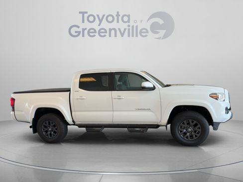 Used 2023 Toyota Tacoma SR5 w/ Technology Package RWD image 7