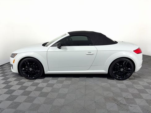 Used 2017 Audi TT 2.0T AWD/4WD image 32