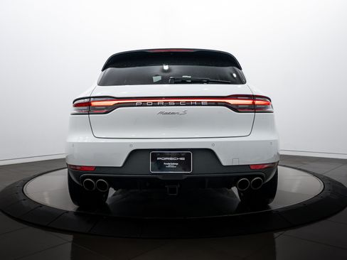 Certified 2021 Porsche Macan S image 6