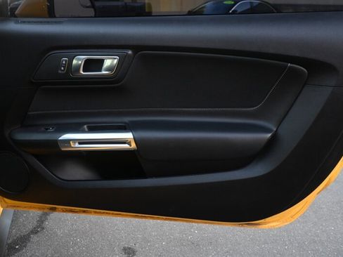 Used 2018 Ford Mustang GT image 38