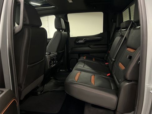 Certified 2024 GMC Sierra 1500 AT4 w/ Technology Package image 12