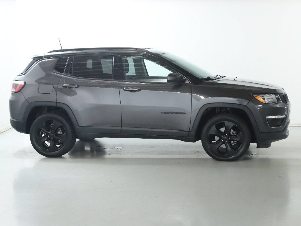 Used 2019 Jeep Compass Latitude AWD/4WD image 11