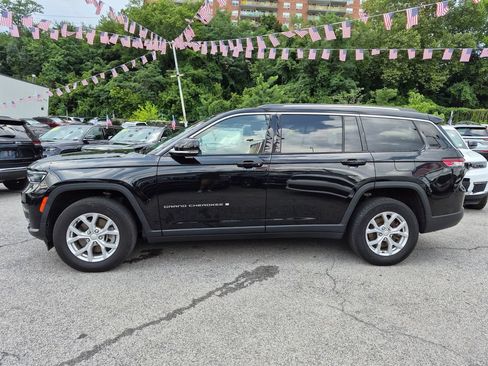Used 2023 Jeep Grand Cherokee L Limited AWD/4WD image 11