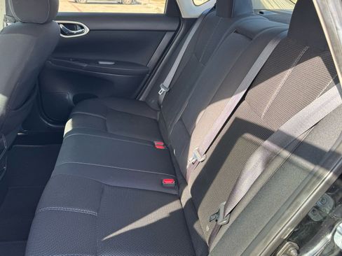 Used 2015 Nissan Sentra S image 6