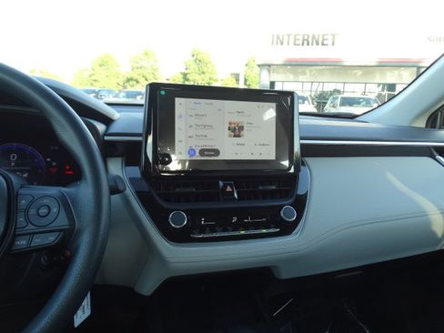 New 2026 Toyota Corolla Cross L image 17