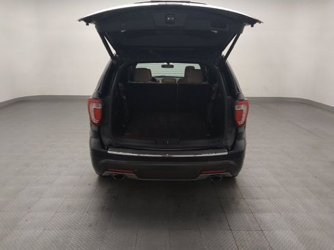Used 2019 Ford Explorer Limited w/ Class III Trailer Tow Package AWD/4WD image 29