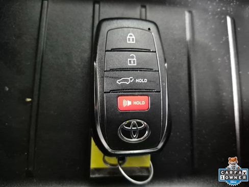 Certified 2026 Toyota Sequoia Limited AWD/4WD image 34