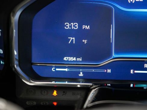 Used 2025 Chevrolet Silverado 1500 LT image 33