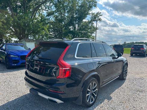 Used 2017 Volvo XC90 T6 Momentum AWD/4WD image 5