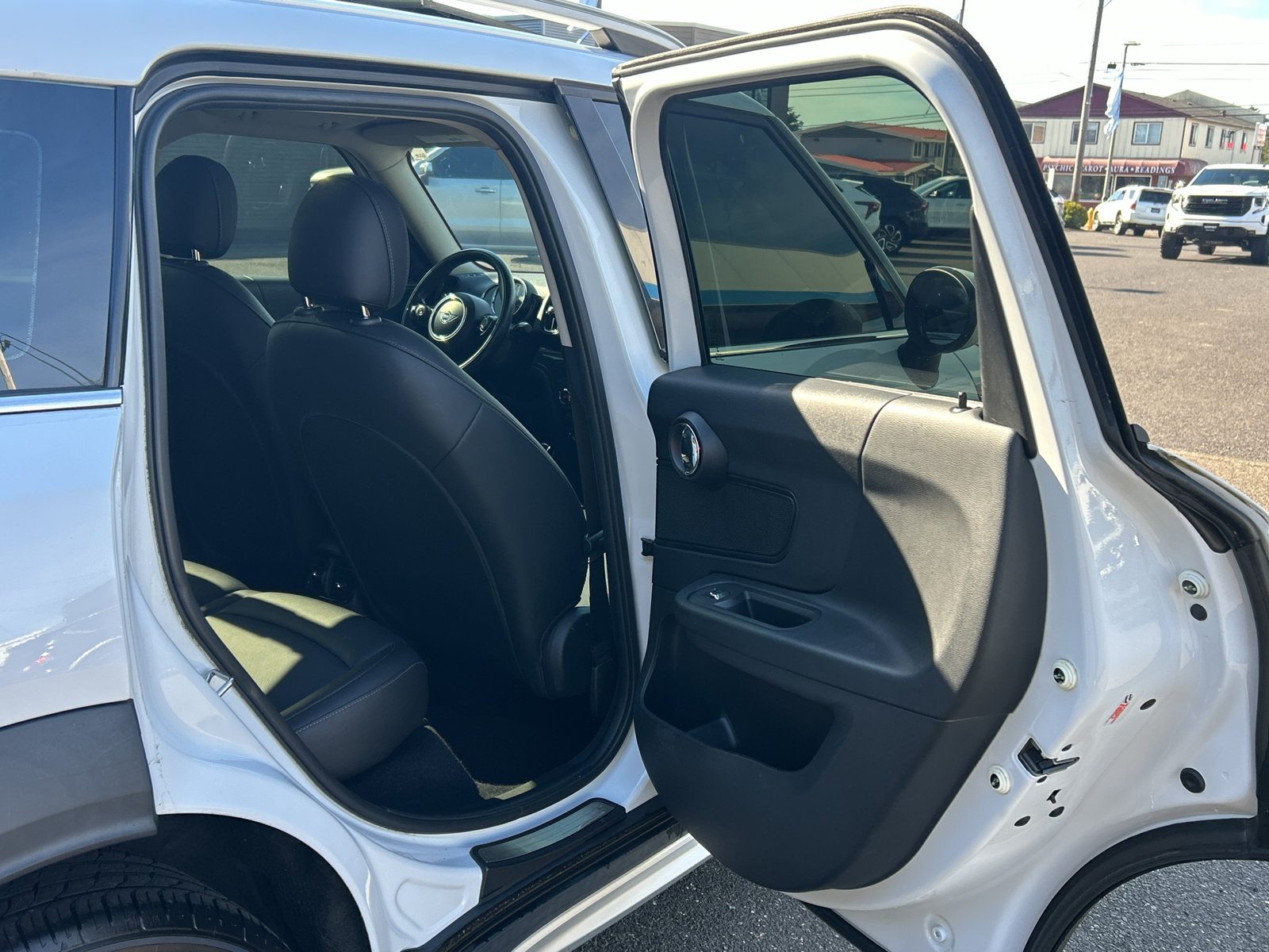 Used 2020 MINI Cooper Countryman ALL4 AWD/4WD image 26