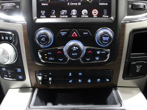 Used 2016 RAM 1500 Laramie w/ Convenience Group AWD/4WD image 17