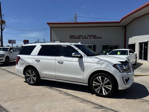Used 2021 Ford Expedition Platinum RWD image 1