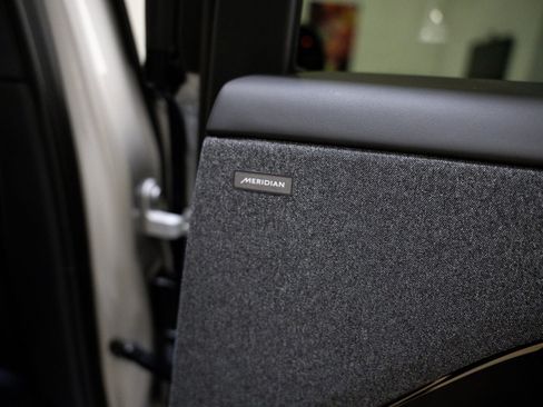 Used 2025 Land Rover Range Rover Sport Dynamic SE image 48