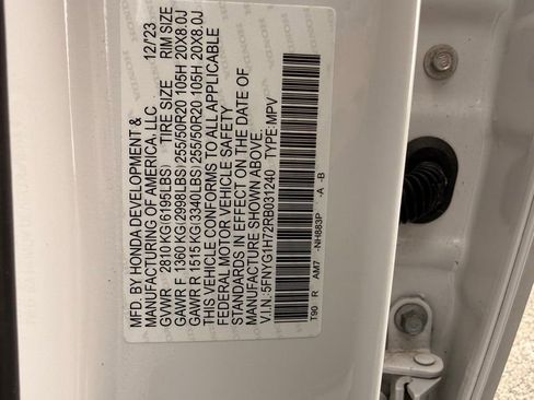 Used 2024 Honda Pilot Touring image 21