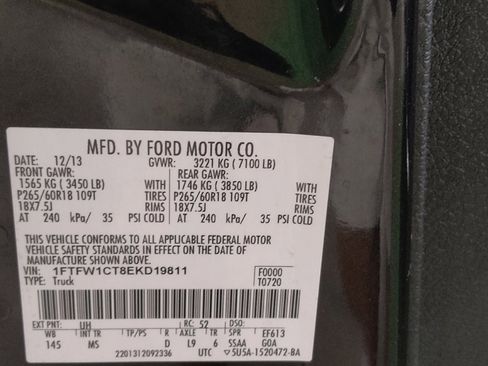 Used 2014 Ford F150 XLT w/ XLT Chrome Package image 33