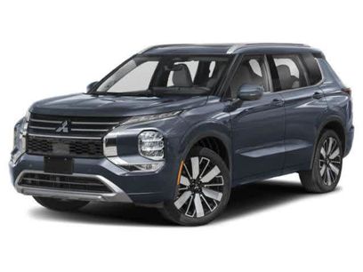 Used 2025 Mitsubishi Outlander SEL