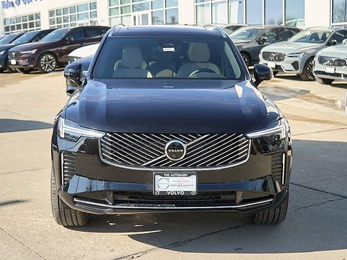 New 2026 Volvo XC90 B6 Plus w/ Protection Package image 5