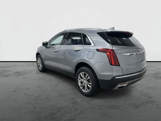 Used 2023 Cadillac XT5 Premium Luxury FWD image 2