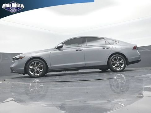 Used 2023 Honda Accord EX-L image 20