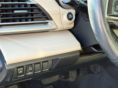 Used 2020 Subaru Legacy Limited AWD/4WD image 10