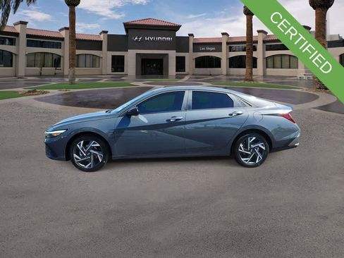Used 2025 Hyundai Elantra Sport FWD image 5
