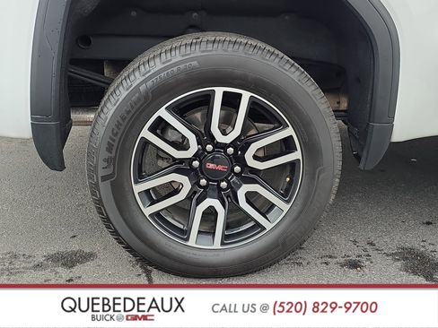 Used 2021 GMC Sierra 1500 AT4 w/ AT4 Value Package AWD/4WD image 10