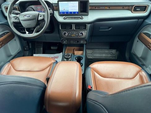 Used 2023 Ford Maverick Lariat w/ Lariat Luxury Package image 10