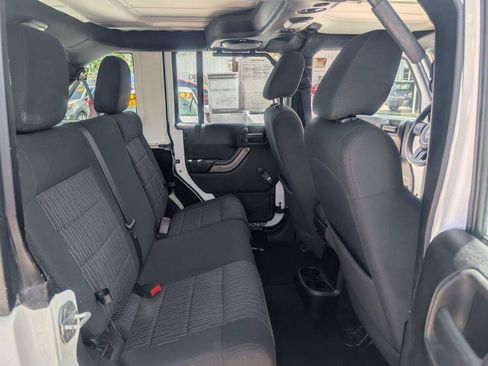 Used 2012 Jeep Wrangler Unlimited Sport w/ Max Tow Pkg AWD/4WD image 12
