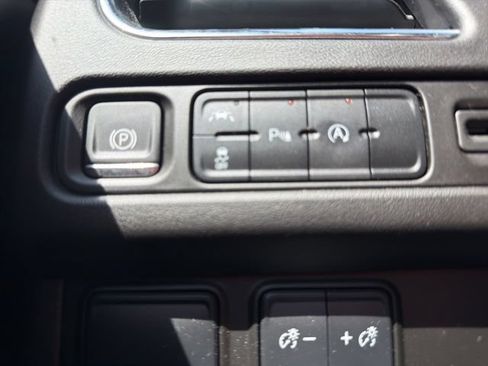 Used 2024 Chevrolet Tahoe LT RWD image 21