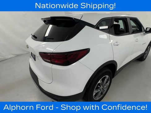 Used 2023 Chevrolet Blazer LT AWD/4WD image 3