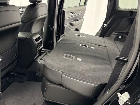 New 2025 Jeep Grand Cherokee Altitude AWD/4WD image 35