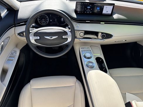 Used 2025 Genesis GV70 2.5T image 22