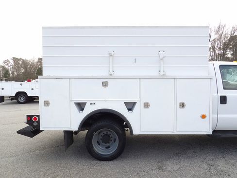 Used 2012 Ford F550 2WD Regular Cab Super Duty w/ Payload Upgrade Pkg image 51