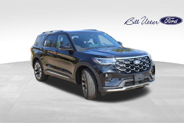 New 2027 Ford Explorer Platinum RWD image 2