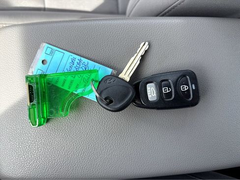 Used 2018 Hyundai Elantra SEL image 28