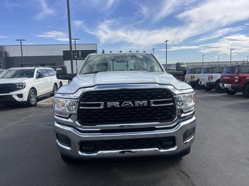 Used 2024 RAM 3500 Tradesman w/ Safety Group image 2