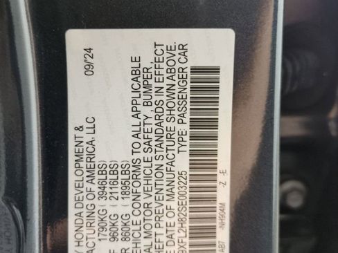 Certified 2025 Honda Civic Sport image 32